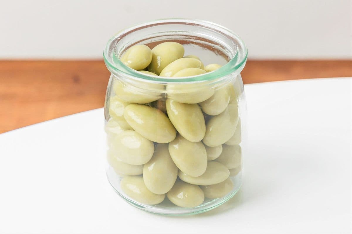 Matcha White Chocolate Covered Almonds (150g)