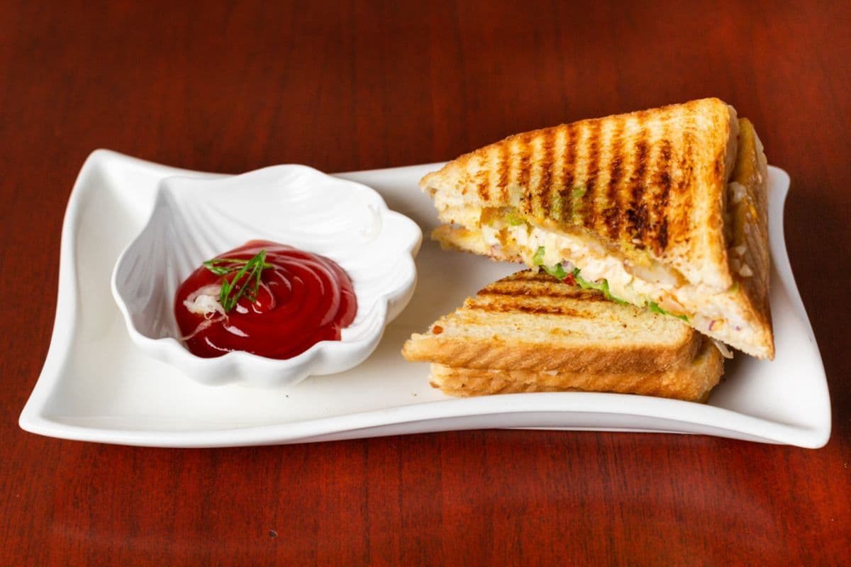 Vegetable Grilled Sandwich