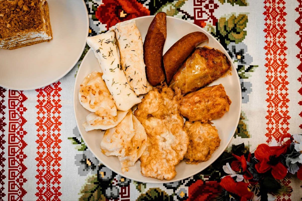Ten Items Combo Plate