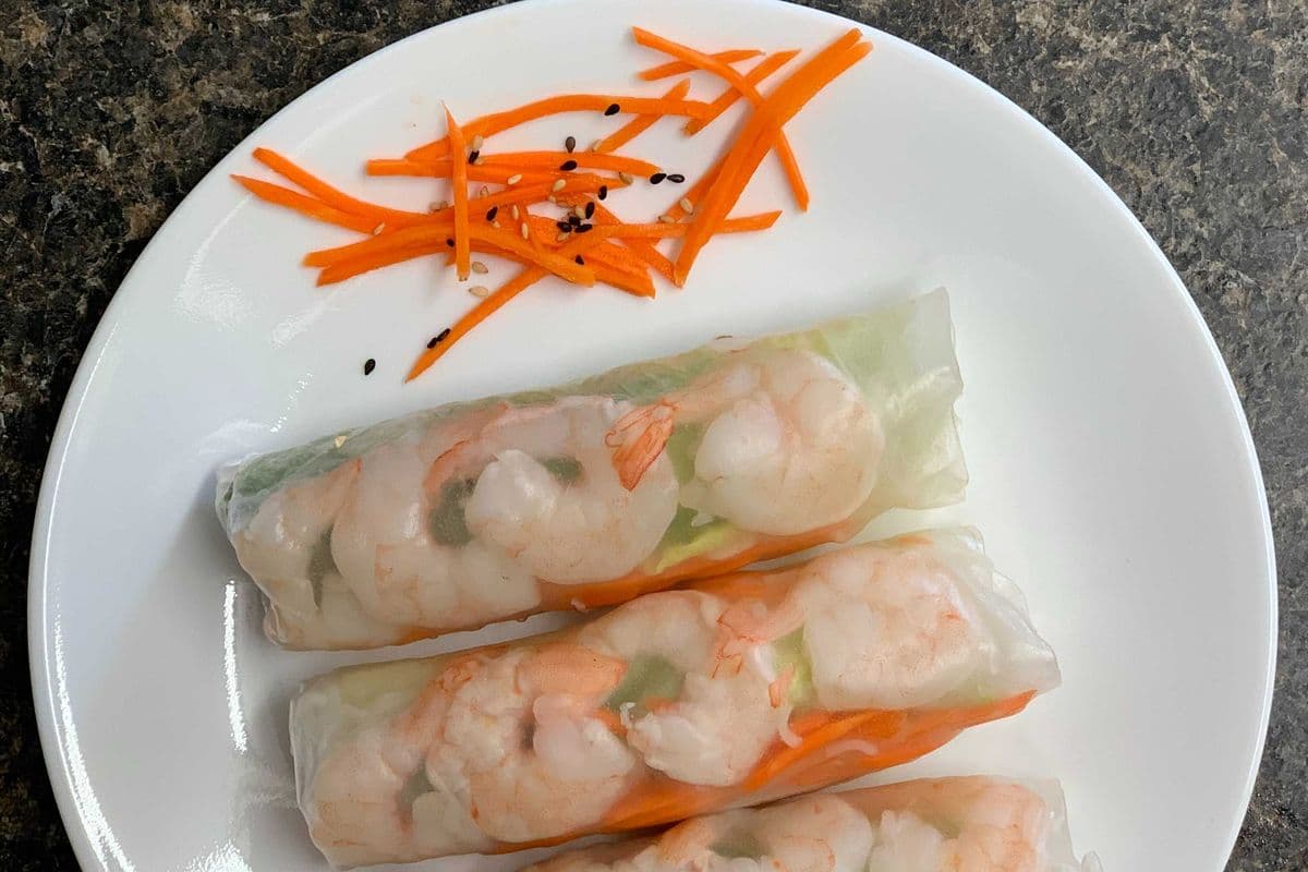 4.6 Fresh Spring Rolls (3pcs)
