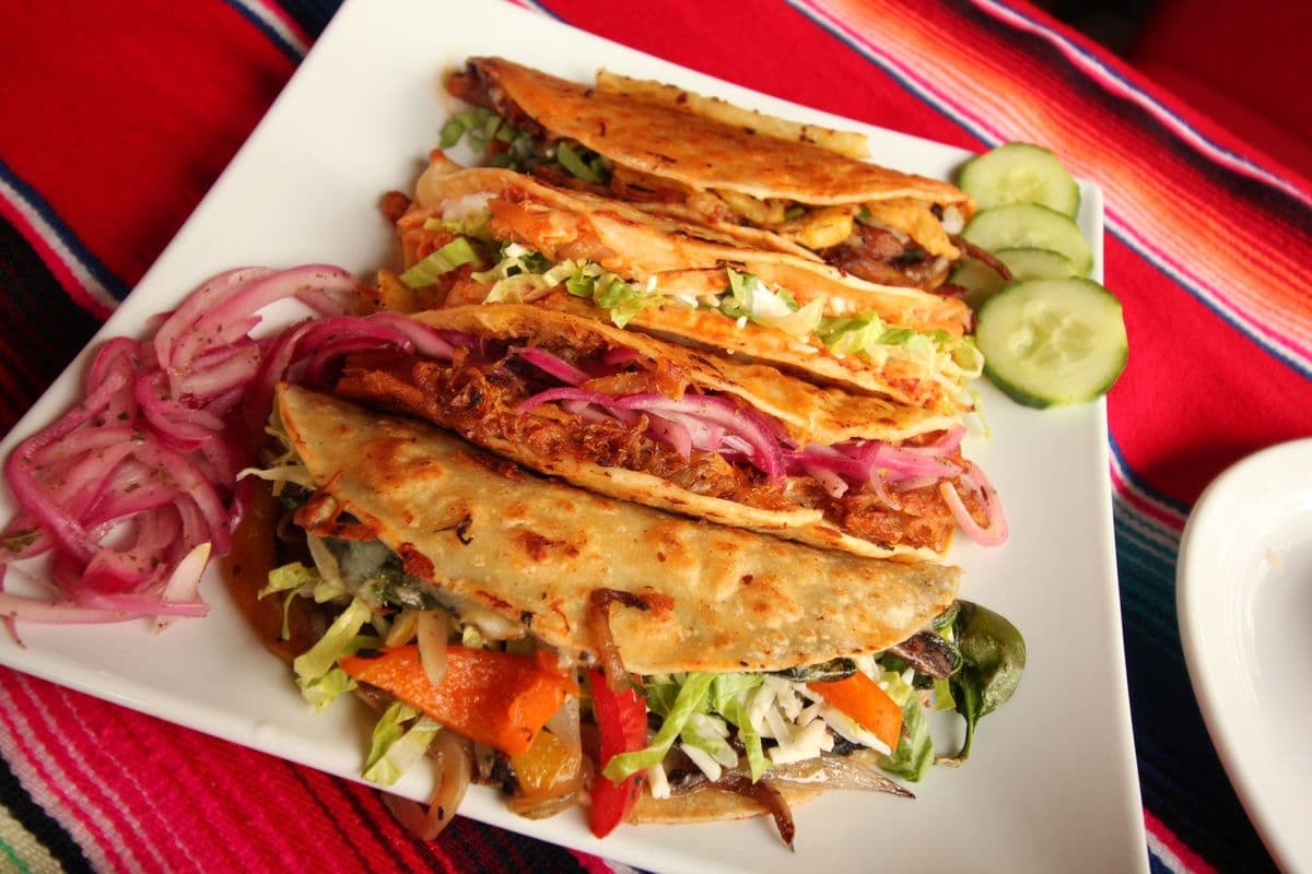 Quesadilla (1 pc)