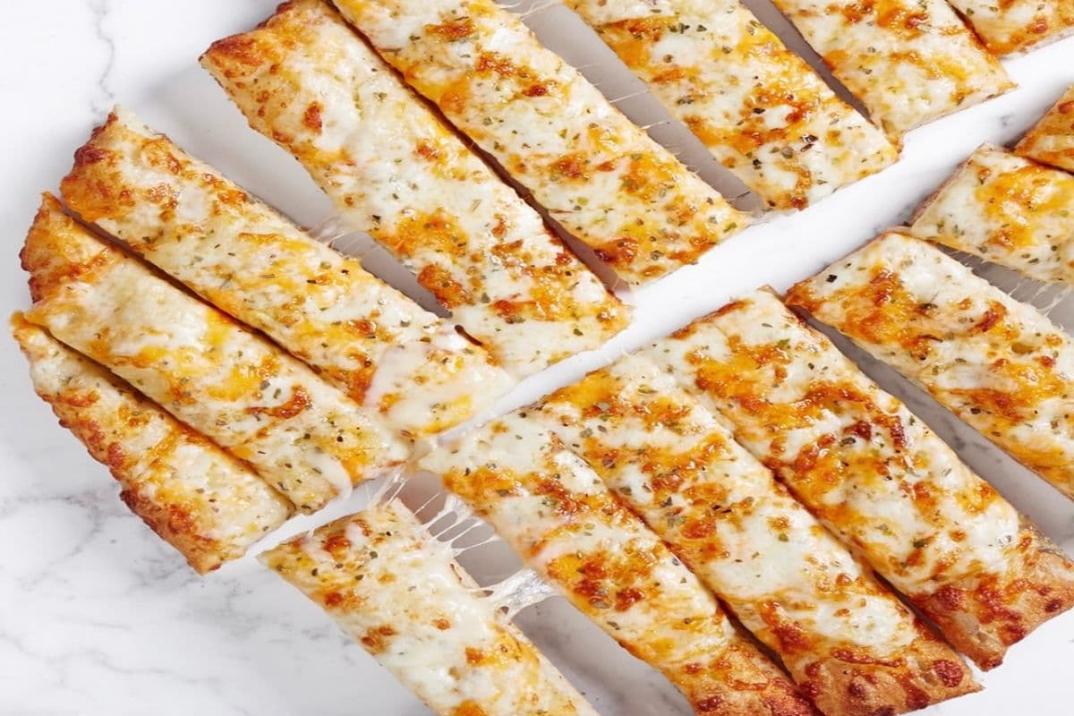 Cheesy Bread Sticks (1280 cal)