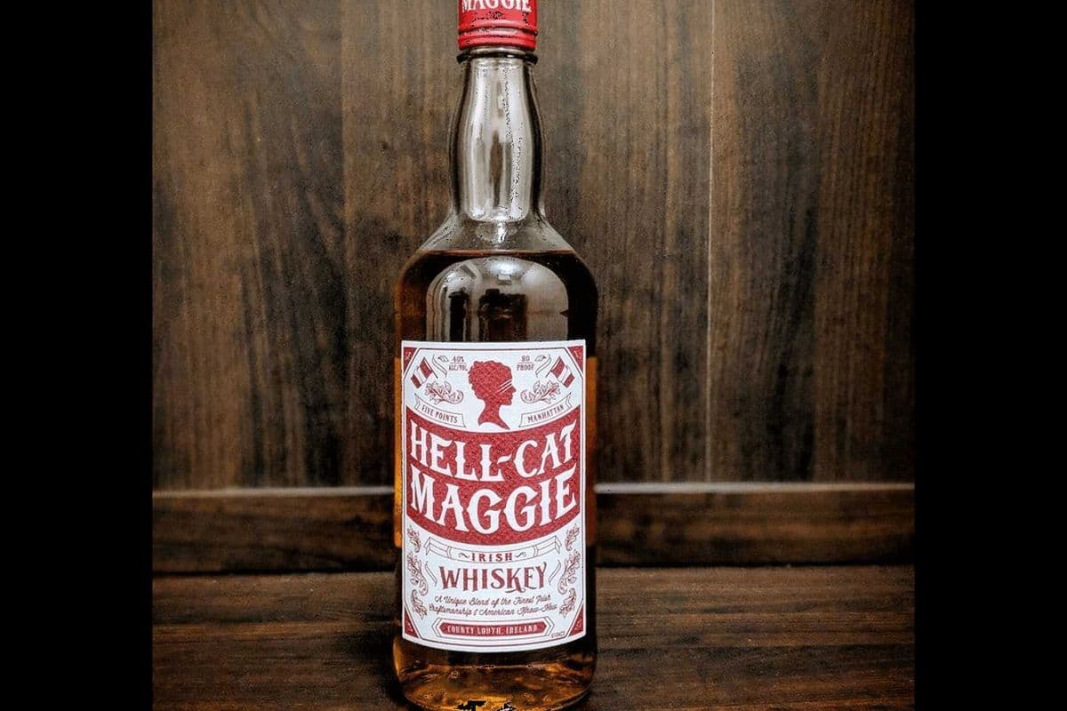 Hell-Cat Maggie Irish Whiskey (750 ml Bottle) (1 x 750ml)