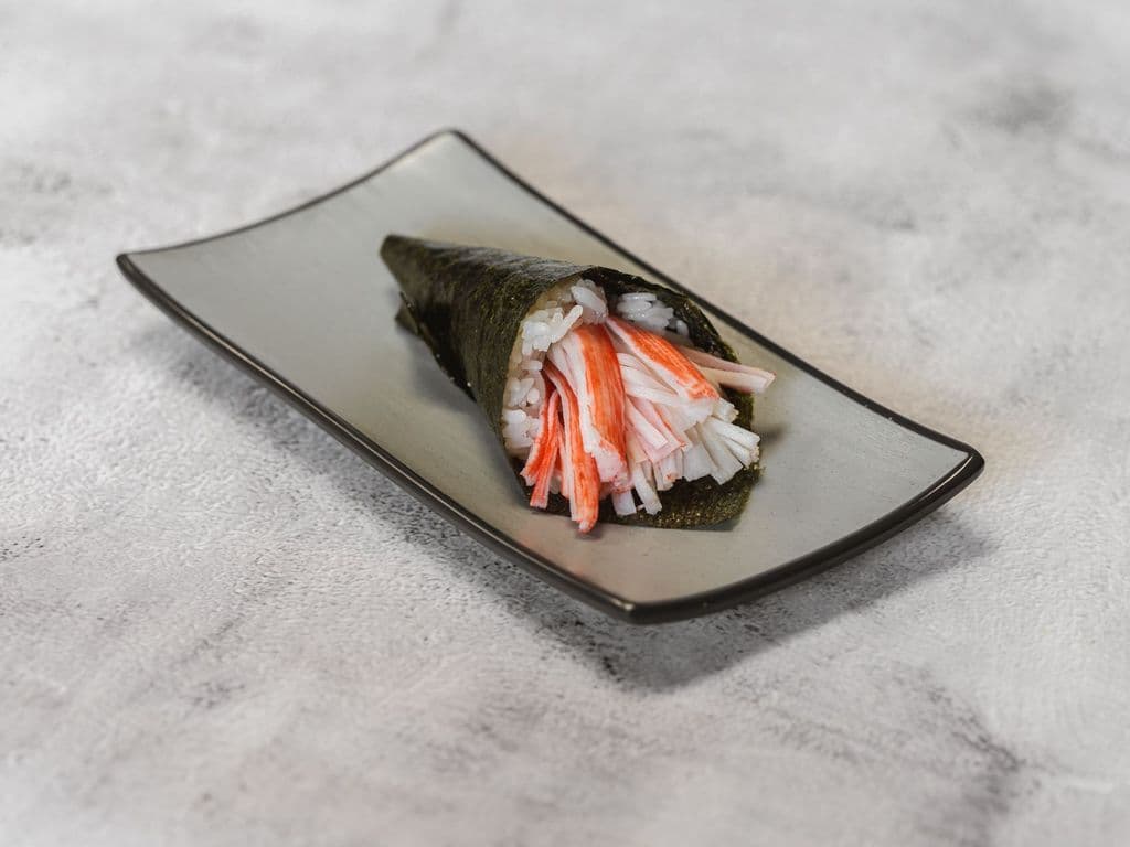 H09 Crab Handroll (1pc)