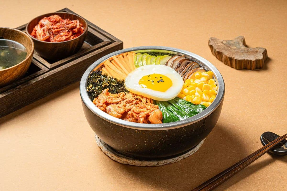 SIGNATURE RICE BOWL / 招牌拌饭