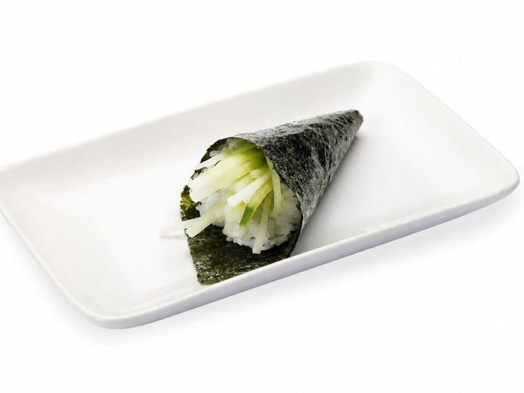 K25 Cucumber Hand Roll