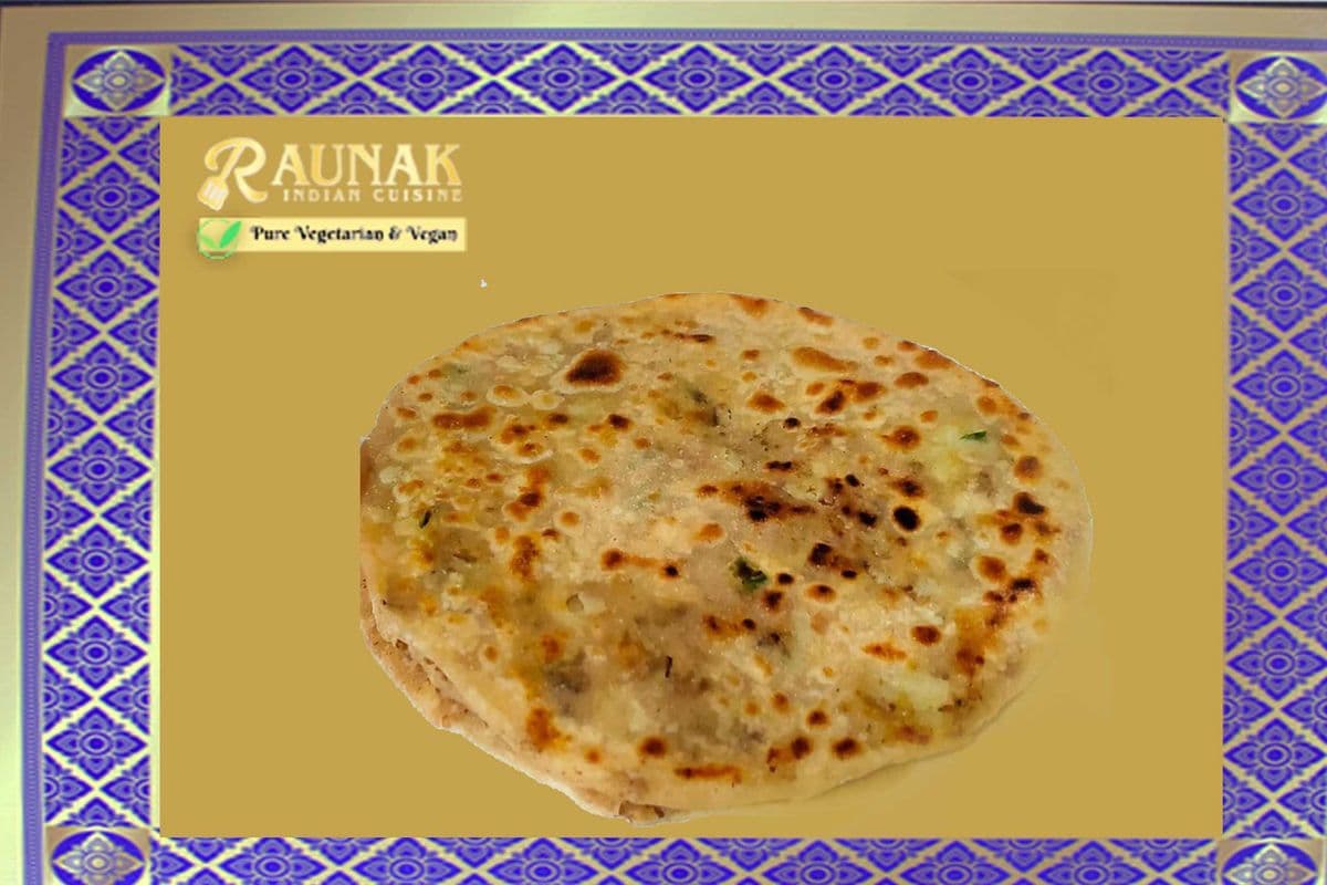 Gobi Paratha with Dahi