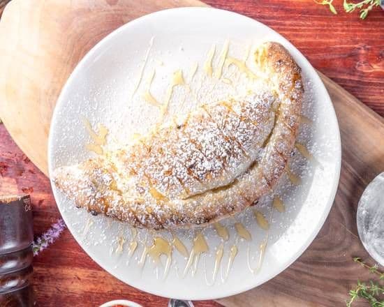 Mini Calzone Filled with Nutella and Mascarpone