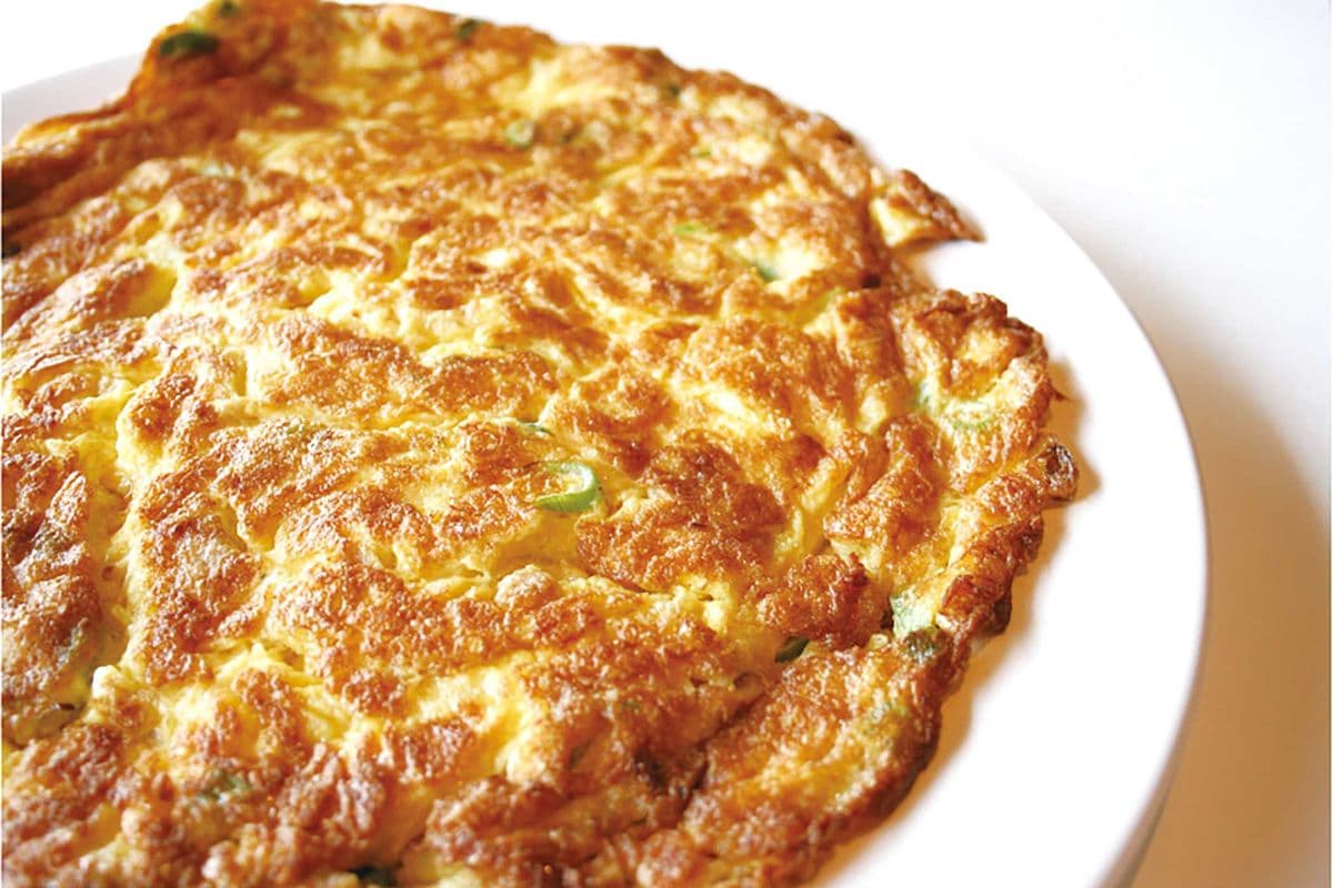 Egg Omelet with Pickles 菜圃蛋