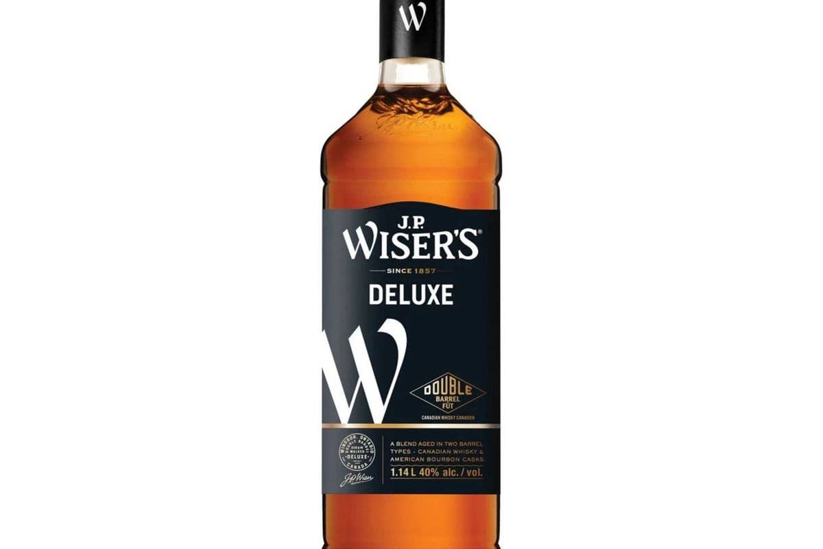 J.P. Wiser's Deluxe Canadian Whisky 1.14L (1 x 1.14L)