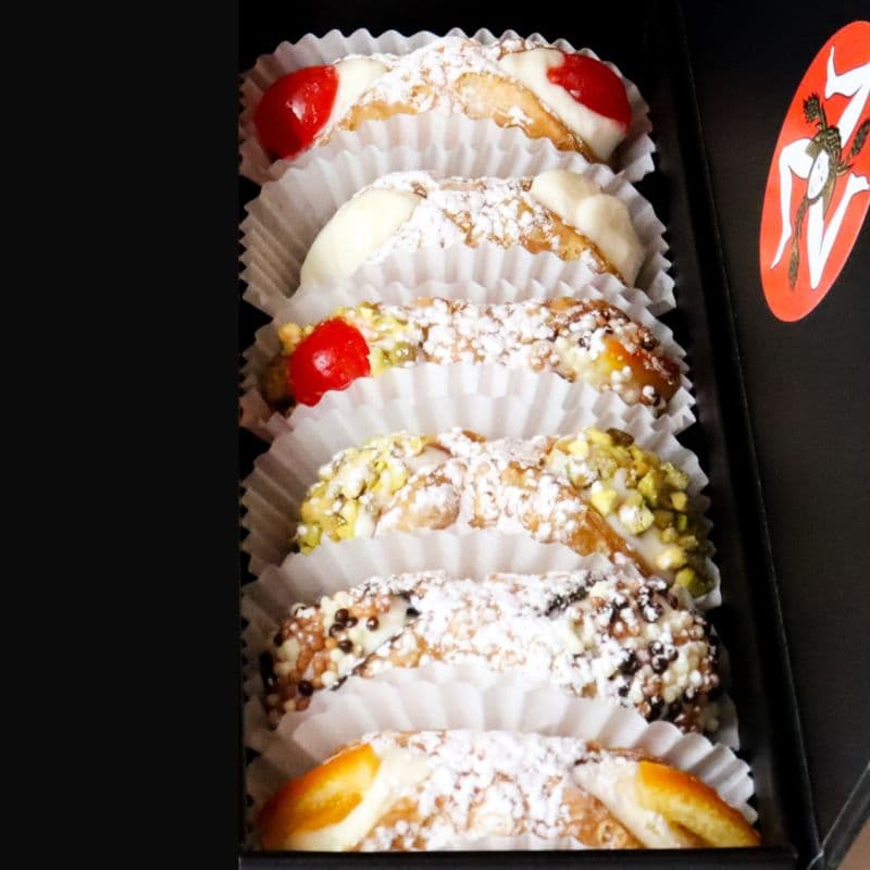 SetBox of 6 Small Traditional Cannoli