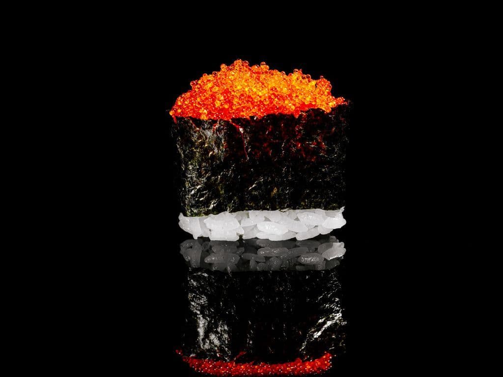 Tobiko Sushi (2pcs)