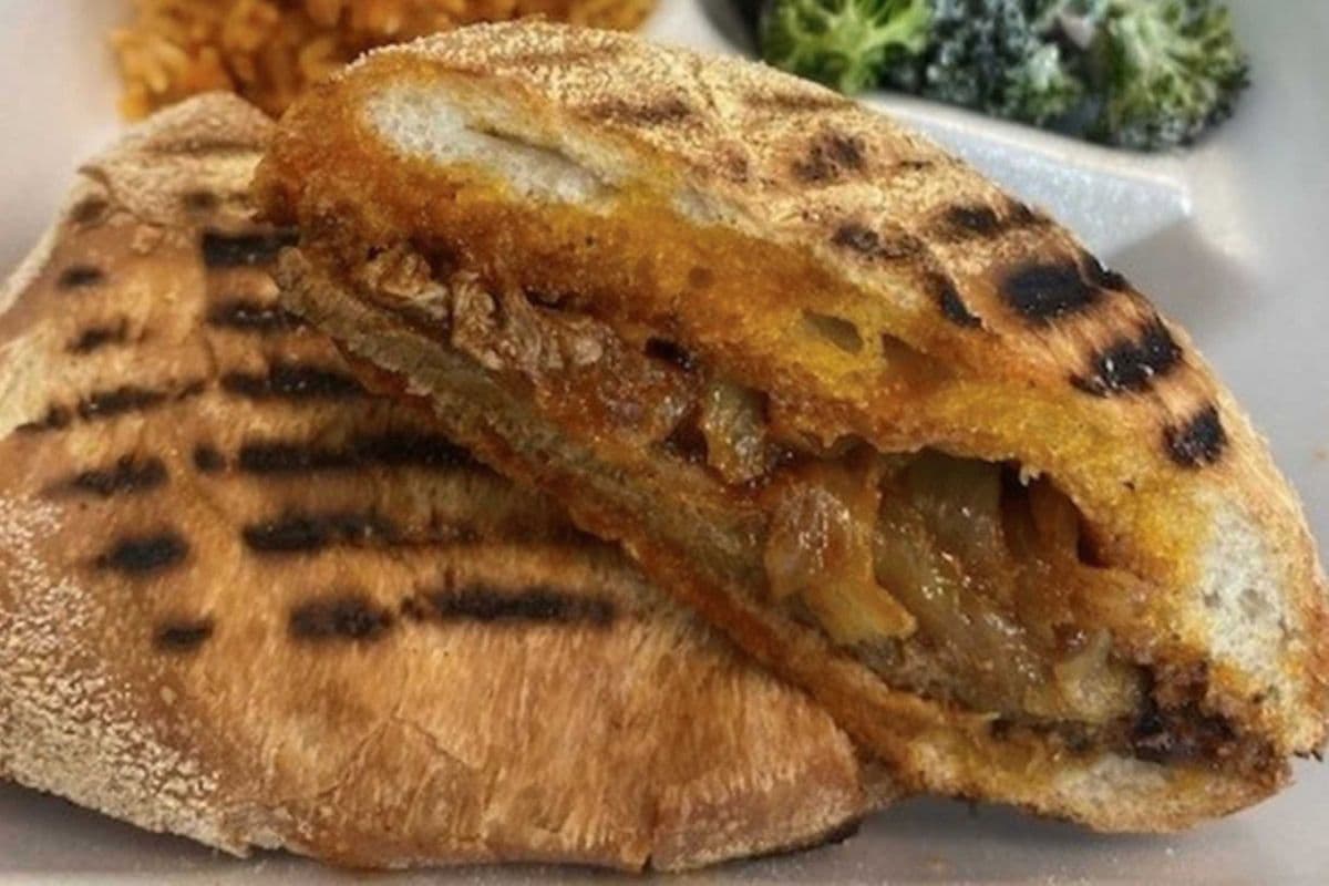 "O Prego" - Beef Sandwich