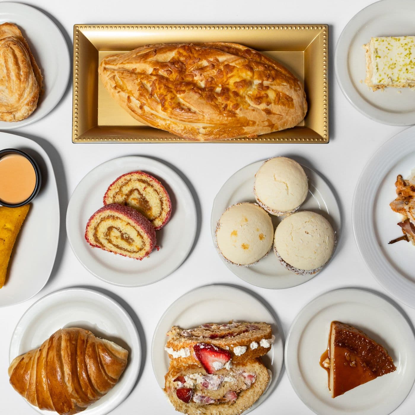 Latinos Bakery