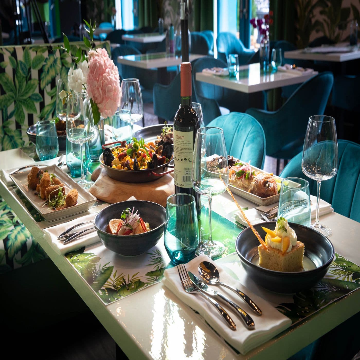 Qué Rico Tapas Bar