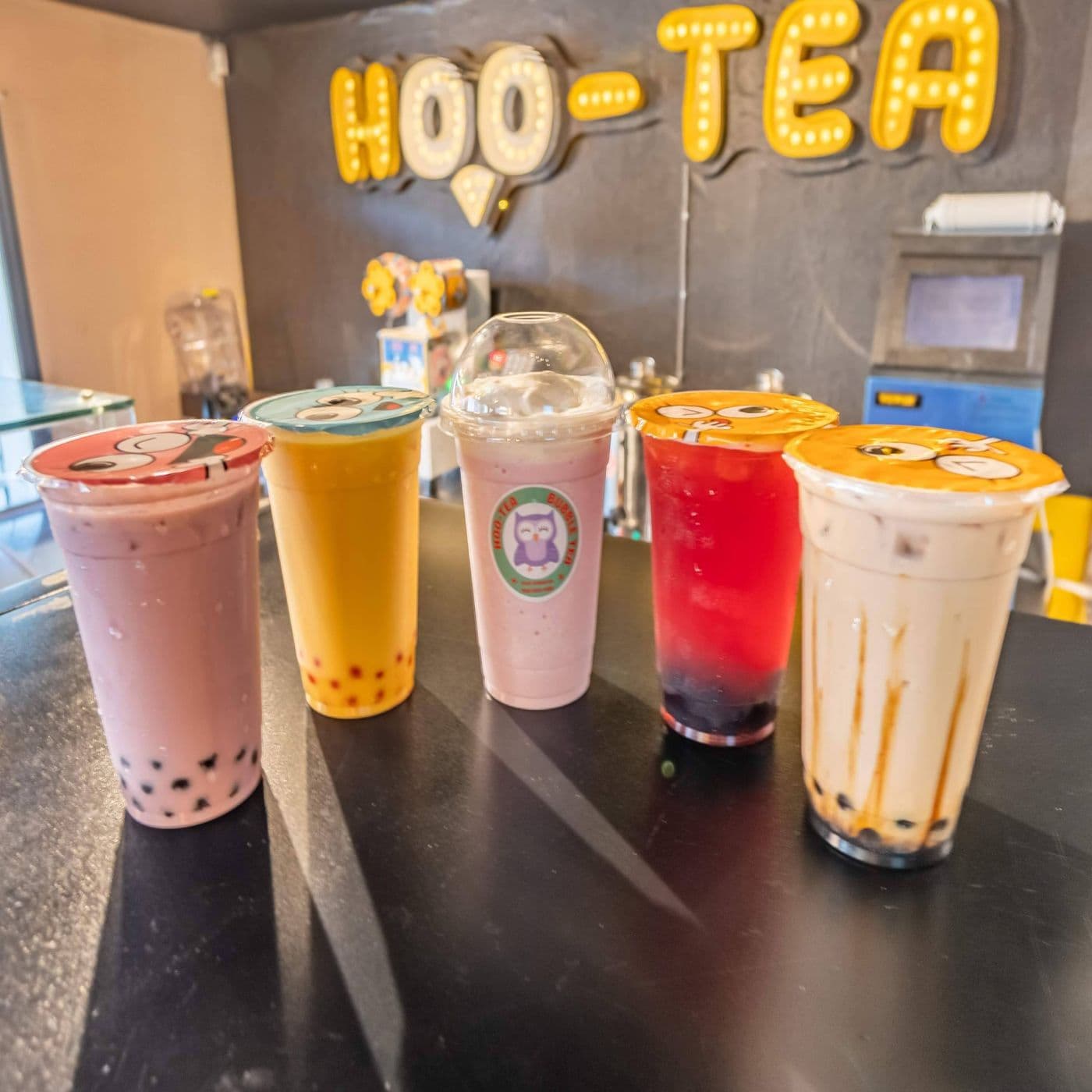 Hoo-Tea Boba & Burgers