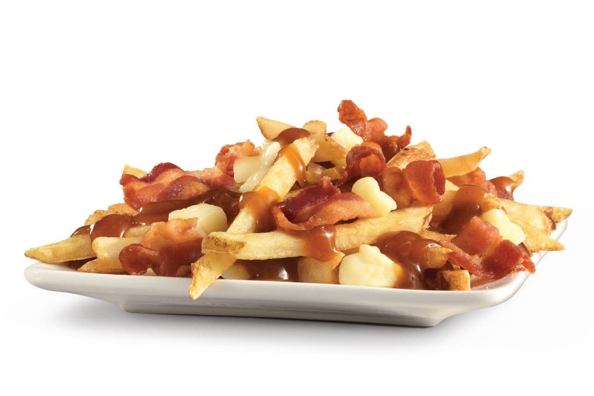 Poutine au bacon / Bacon Poutine (Cals: 700)