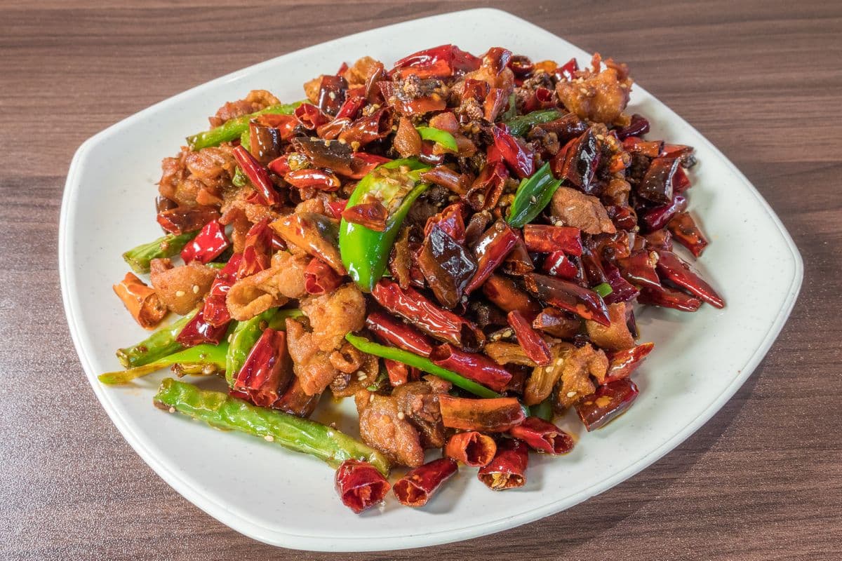 Crispy Chicken with Dried Chili Peppers