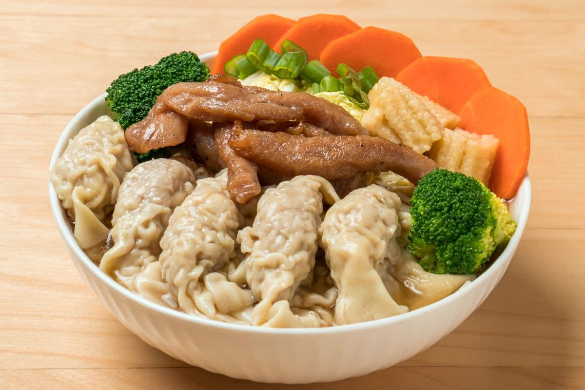 Pork Vegetable Wor Wonton (5 pcs) Soup