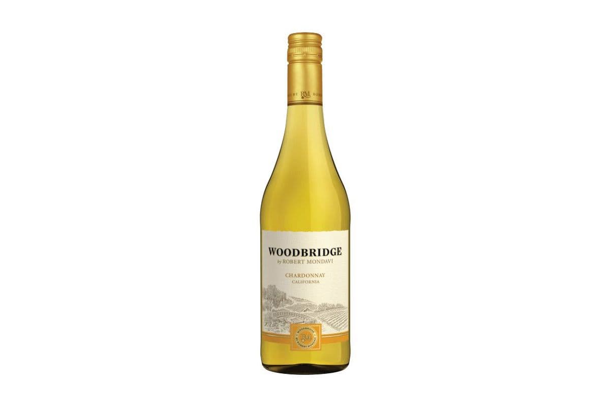 Woodbridge Chardonnay (750 ml)