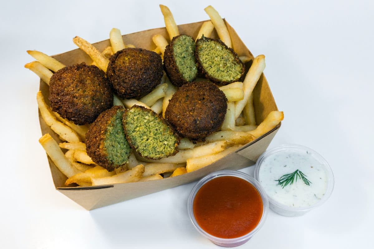 Falafel Fries Box