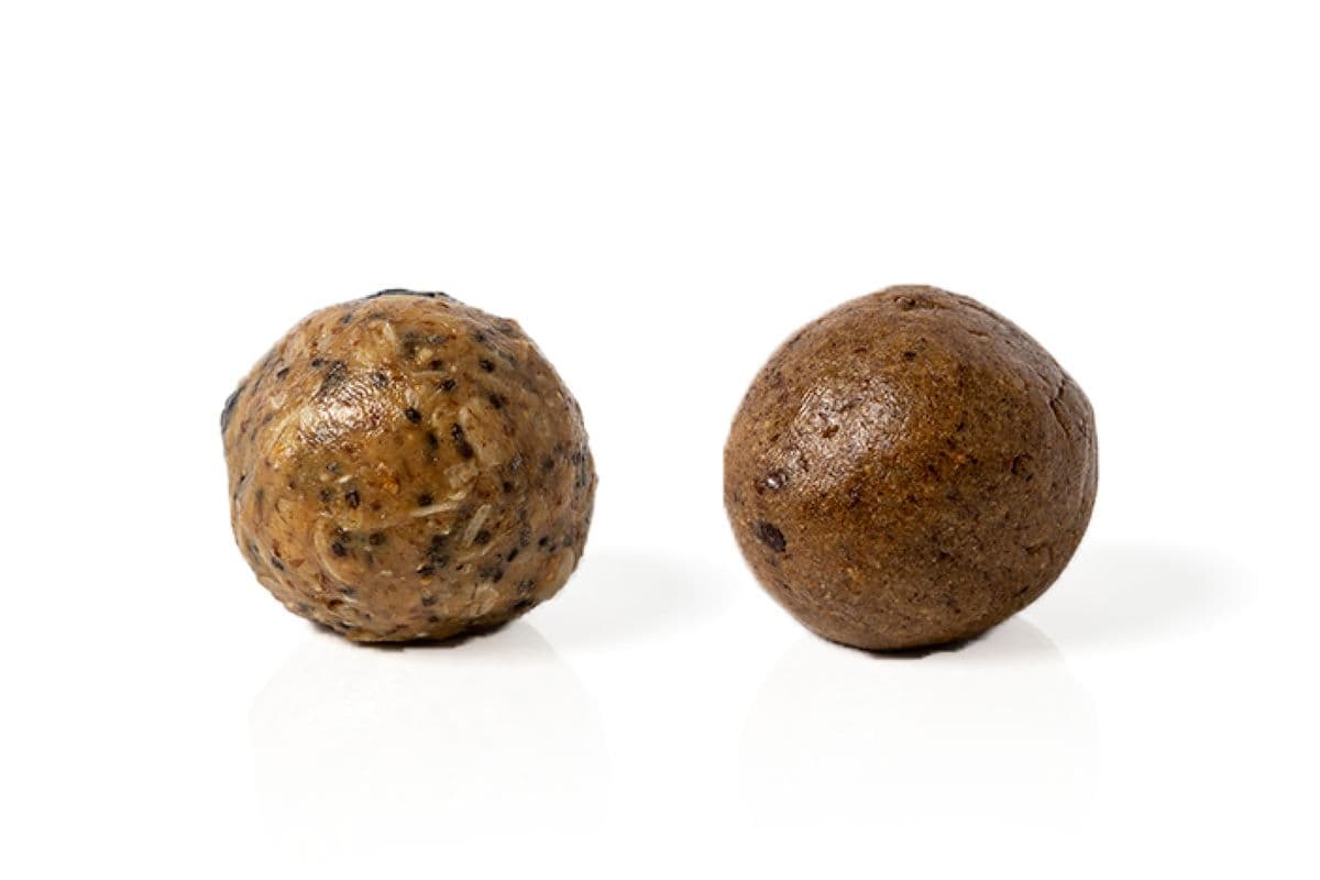 2 Booster Balls