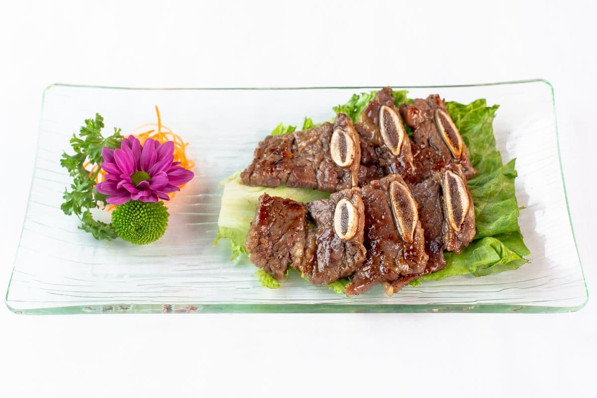 31. Grilled Beef Short Ribs (6 pcs)