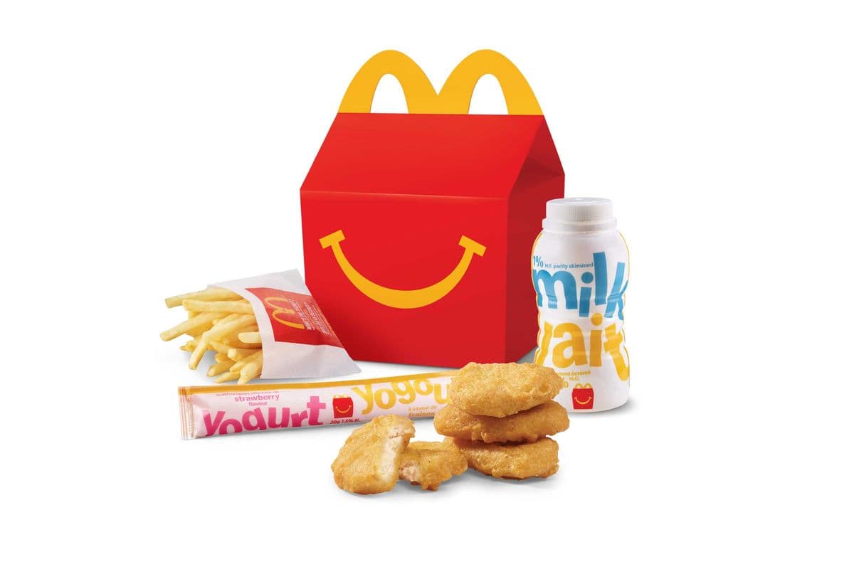 Happy Meal 4 McNuggets with Small Fries [480-610 Cals]