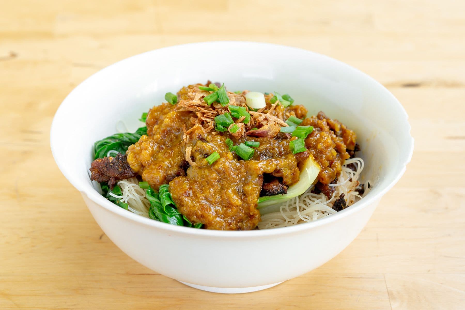 6. Mee-Foon - Chicken