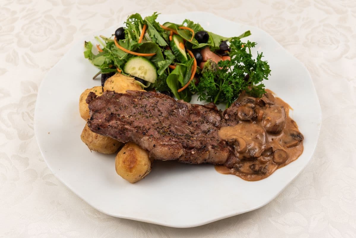 Steak boeuf (Entrecôte) / Beef Steak (Entrecôte)