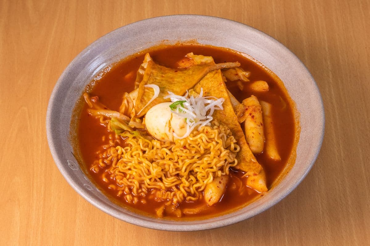 8. Ra Bok Ki