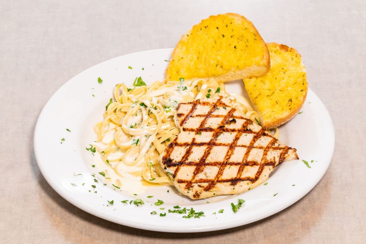Fettuccine Alfredo