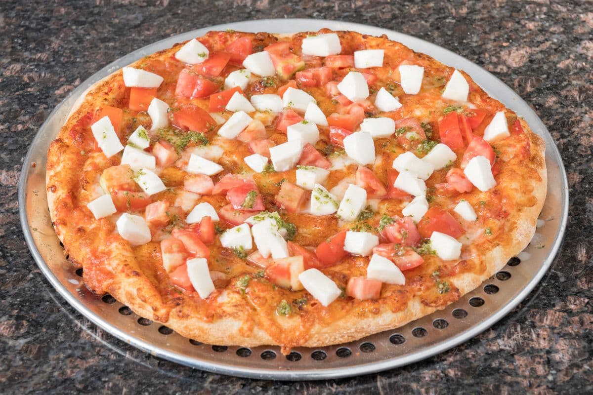 Small Caprese Pizza