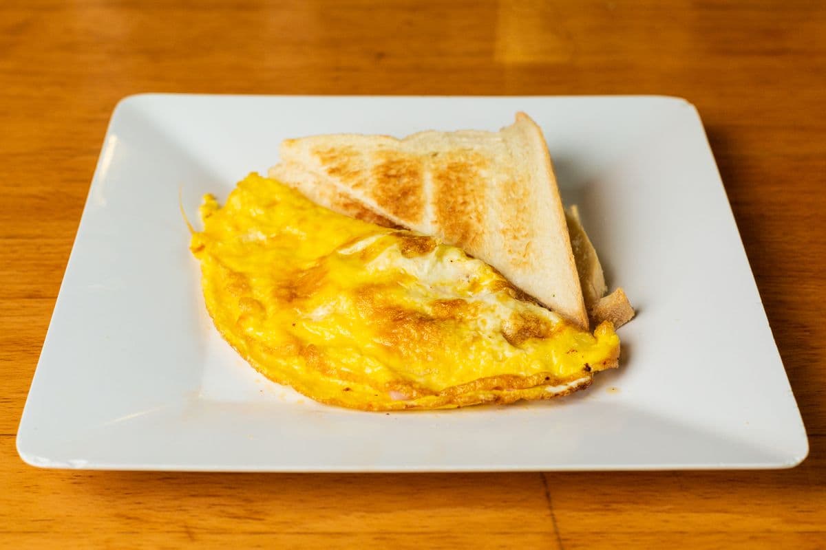 B3. Cheese and Ham Omelette with Toast