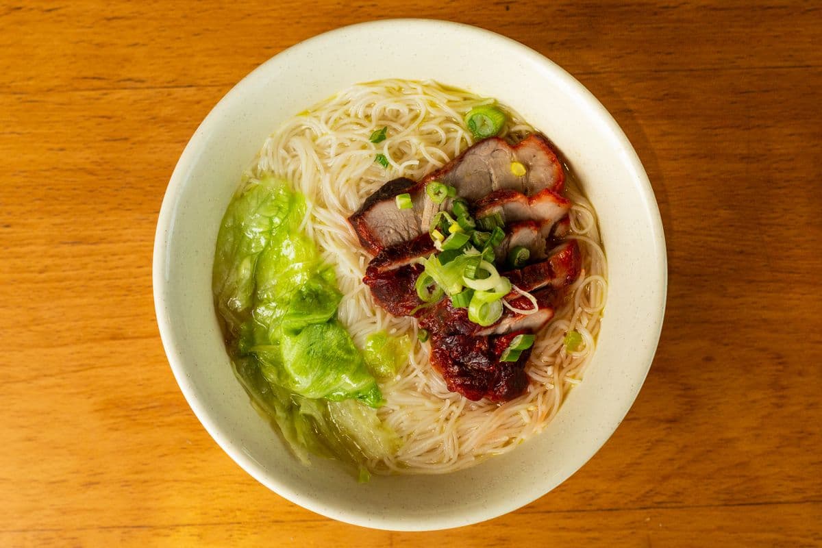 D7. Vermicelli or Macaroni in Soup with Barbeque Pork