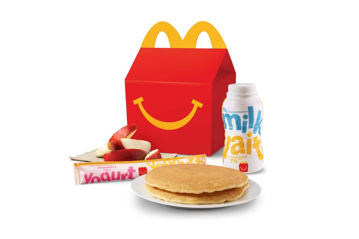 Happy Meal Hotcakes with Apple Slices [420-530 Cals]
