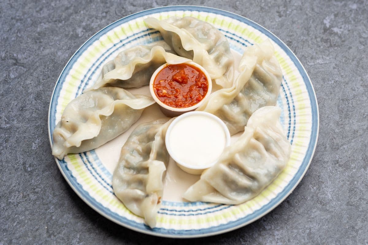 Vegetable Momos (5 pcs)