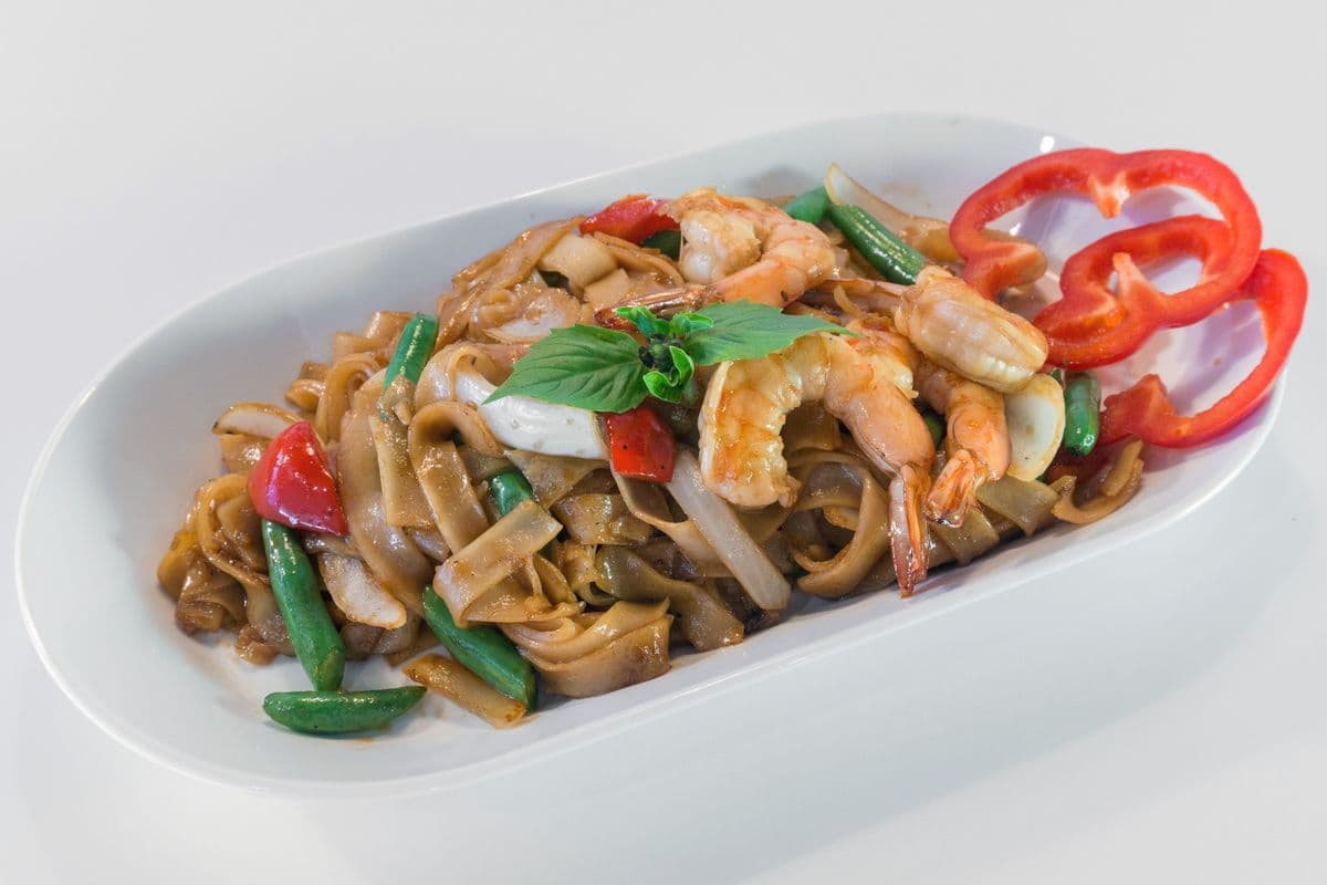 G8. Spicy Drunken Noodles