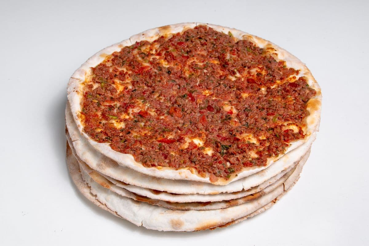 Pizza Lahmajoun / Lahmajoun Pizza
