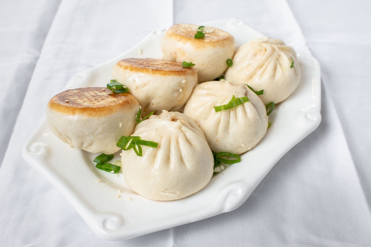 L6. Pan-Fried Pork Buns (6 pcs)