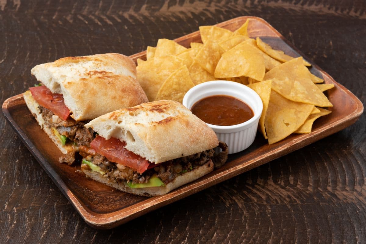 Steak Sandwich - Chapata de Bistek