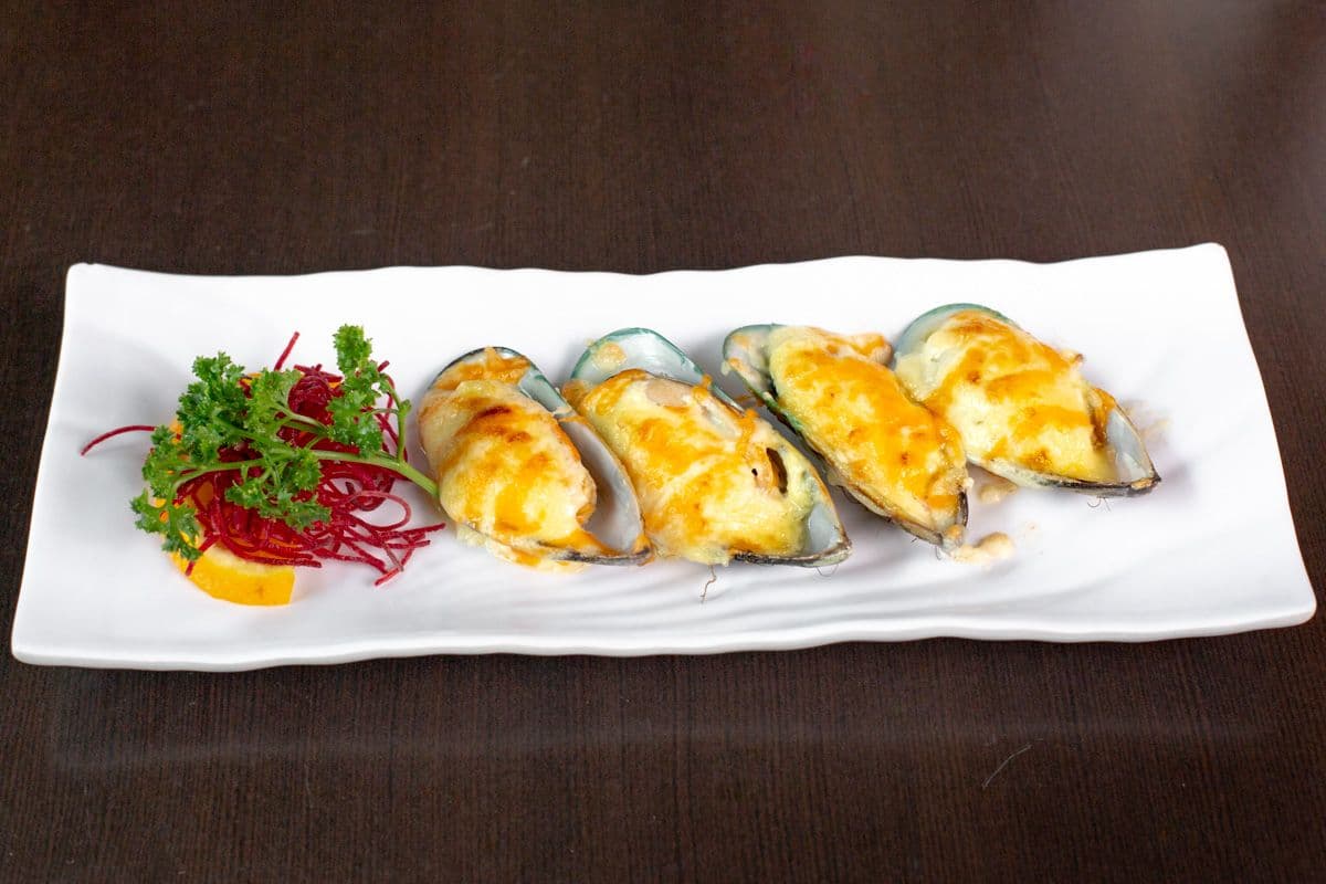 14. Japanese Baked Mussels (6 pcs)