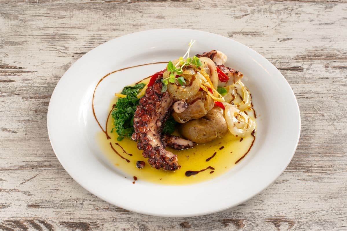 Grilled Octopus with Garlic and Extra Virgin Olive Oil