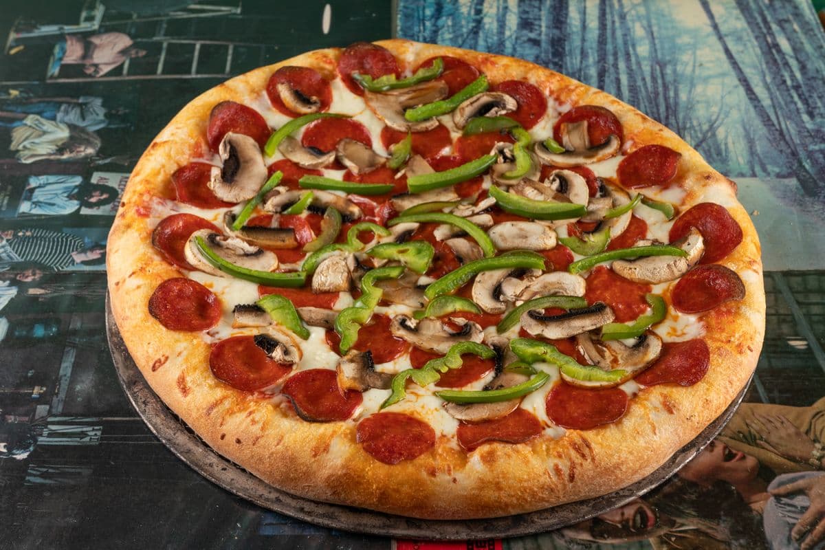 12" Medium Pizza