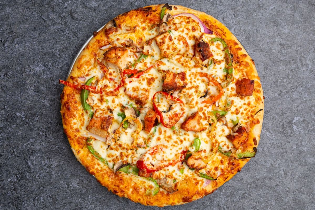 Large Butter Chicken Pizza