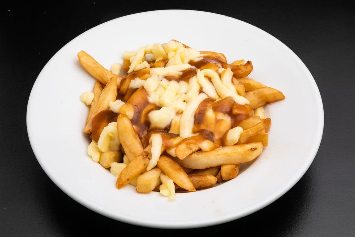 Poutine traditionnelle
