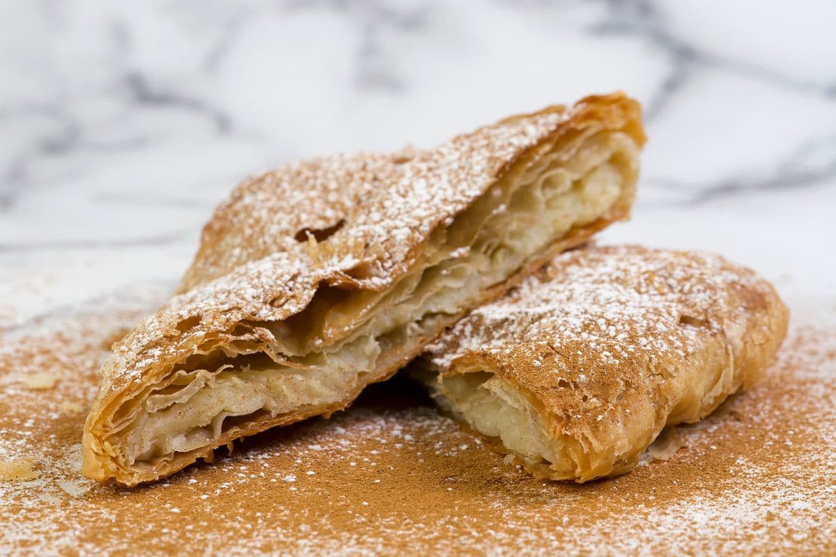 Bougatsa