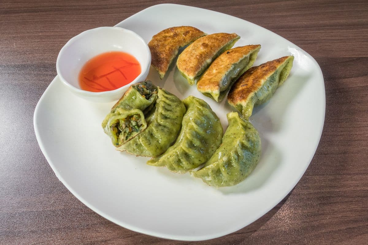 Pan-Fried Vegetables Dumplings (8 pcs)