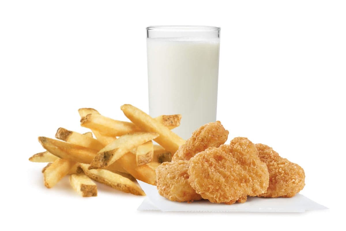 Repas pépites de poulet pour enfant (4 mcx) / Kids' Chicken Nuggets Meal (4 pcs) (Cals: 420)