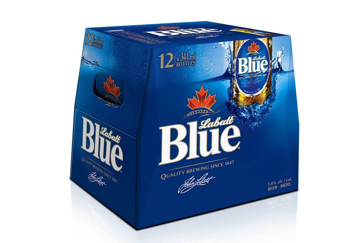 Labatt Blue (12 x 341 ml bottles)